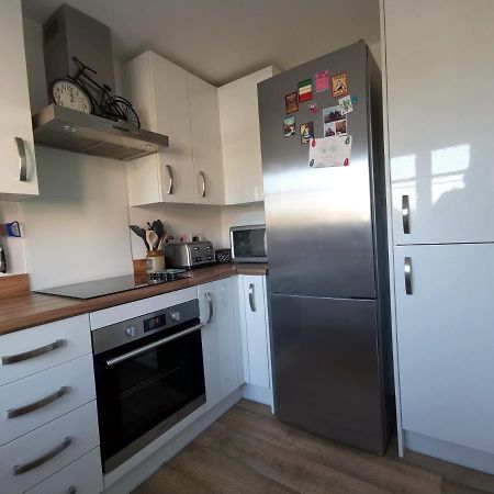 2 Bedroom House With Free Parking Лайм-Реджис Экстерьер фото