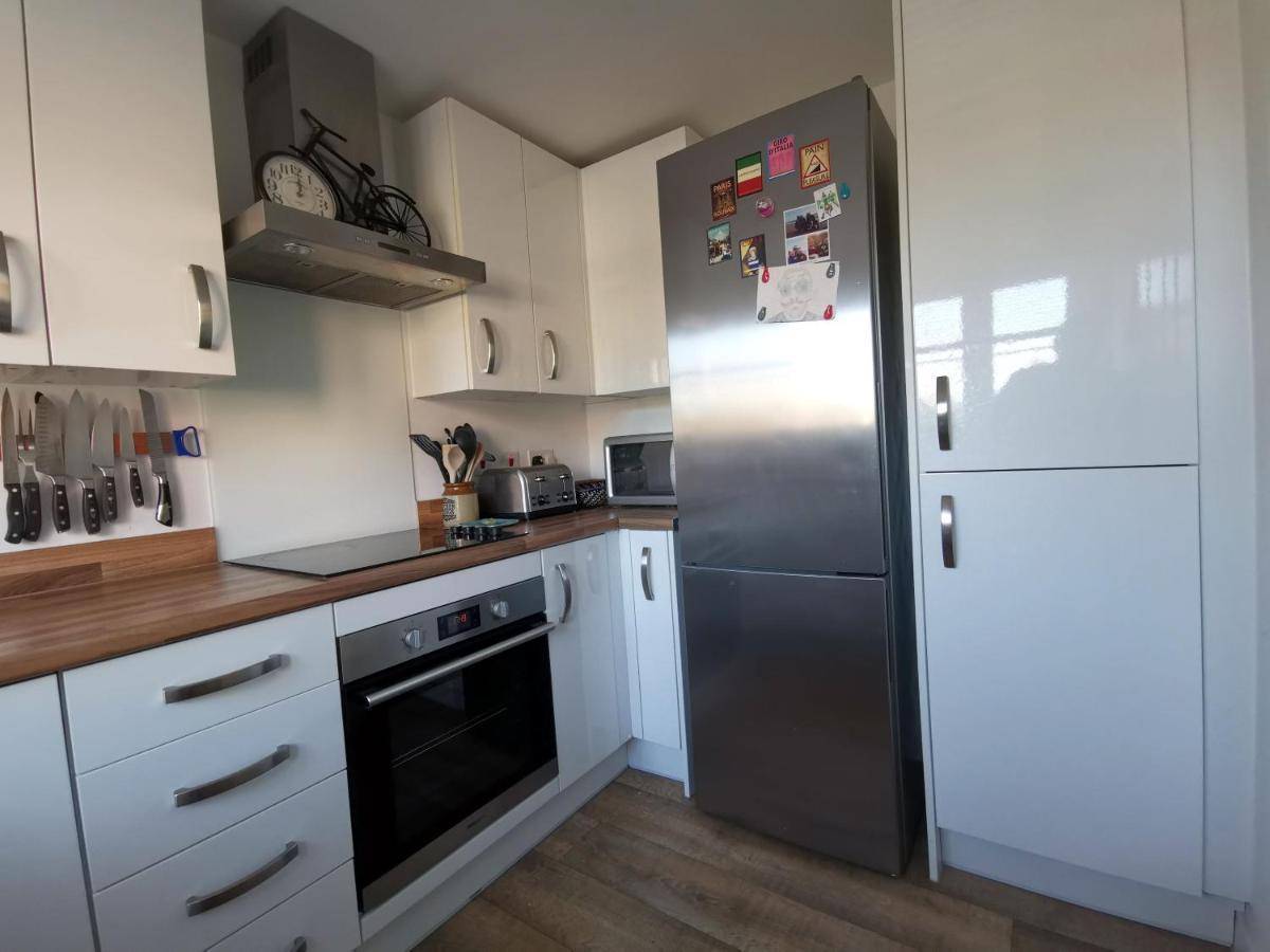 2 Bedroom House With Free Parking Лайм-Реджис Экстерьер фото